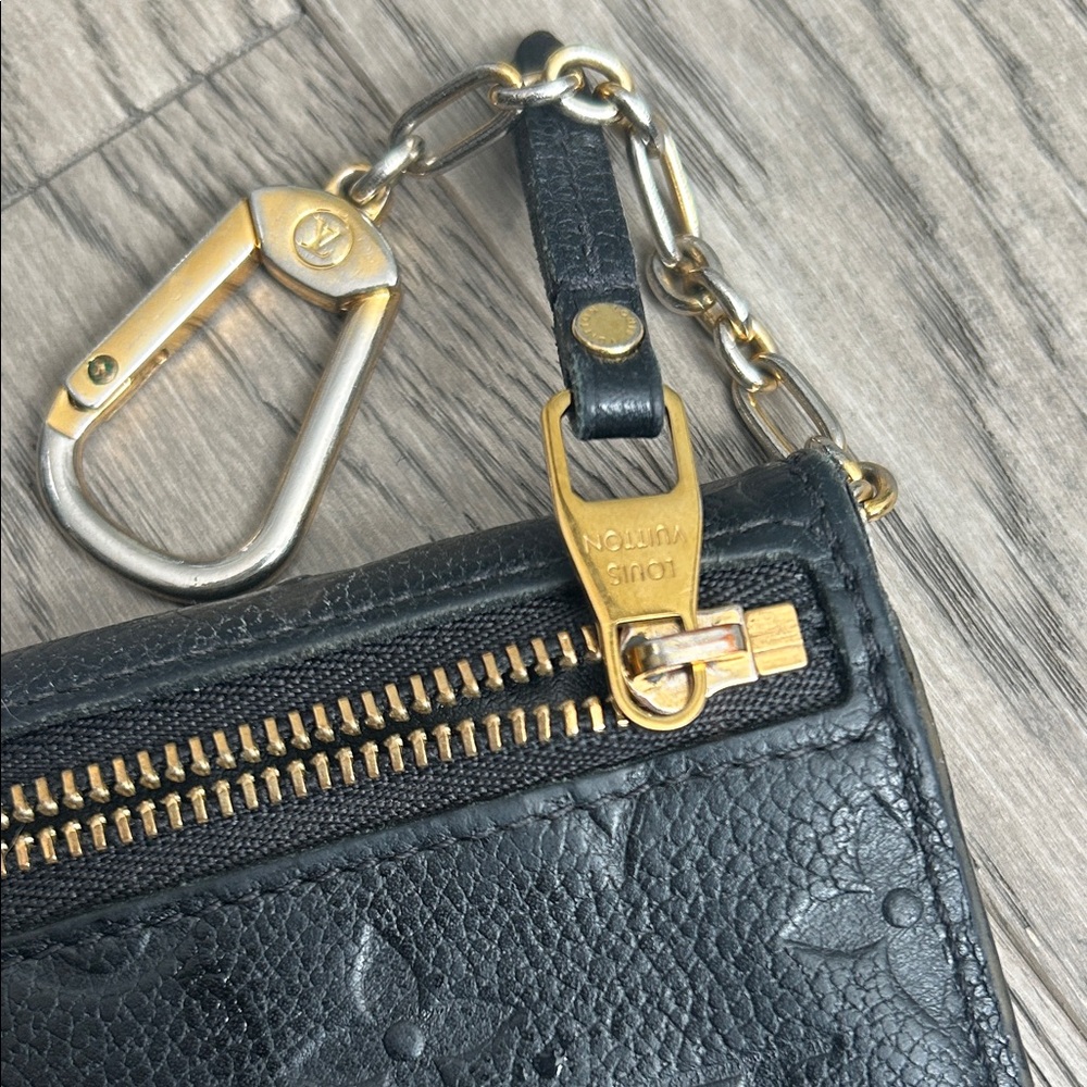 Louis Vuitton Black Monogram Pouch with Gold Clip 100% Authentic! - Picture 9 of 10